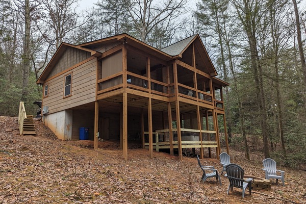 new lower deck with hot tub
