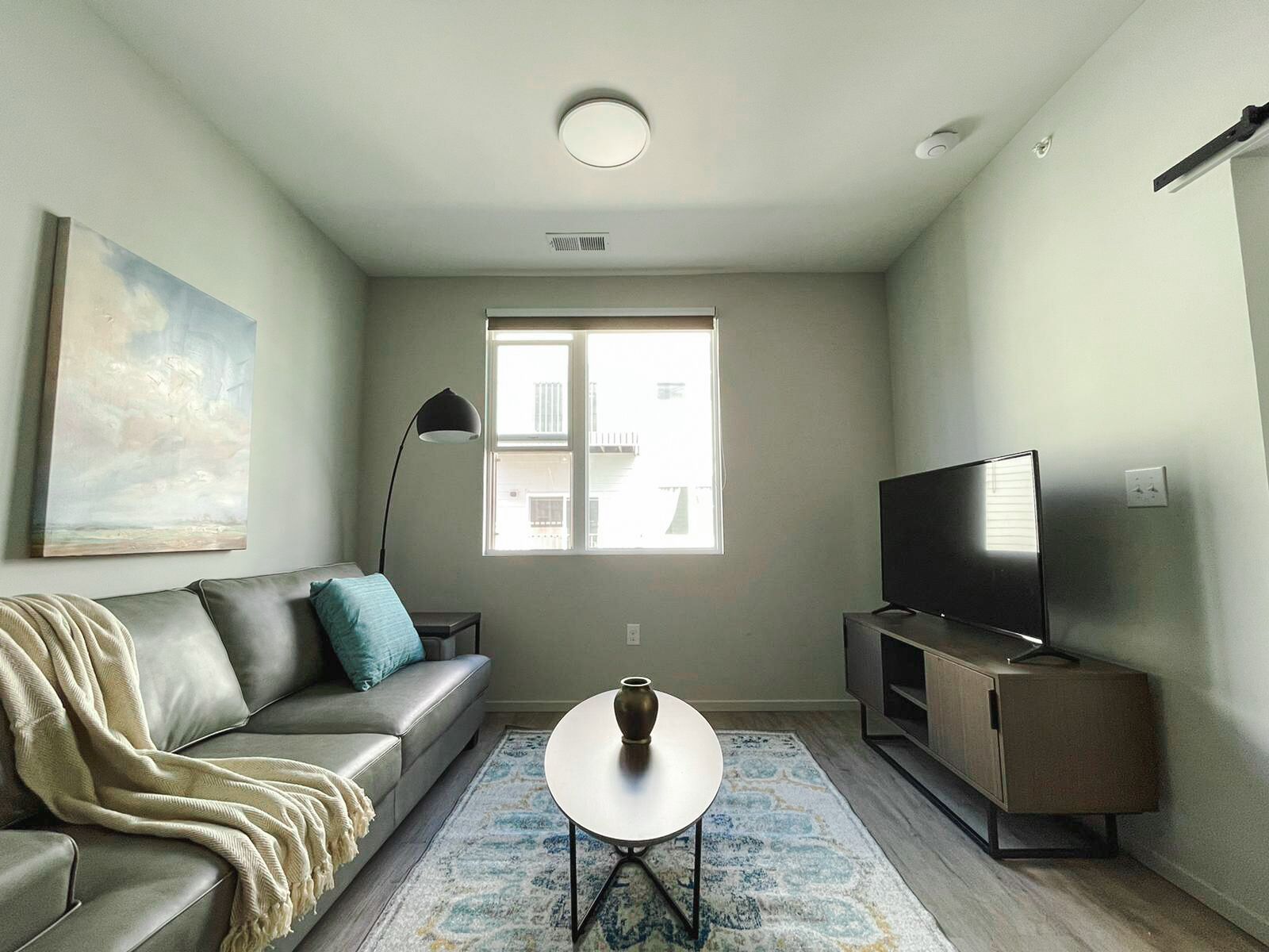 Tranquil 1BD/1BA + Gym - Downtown Omaha