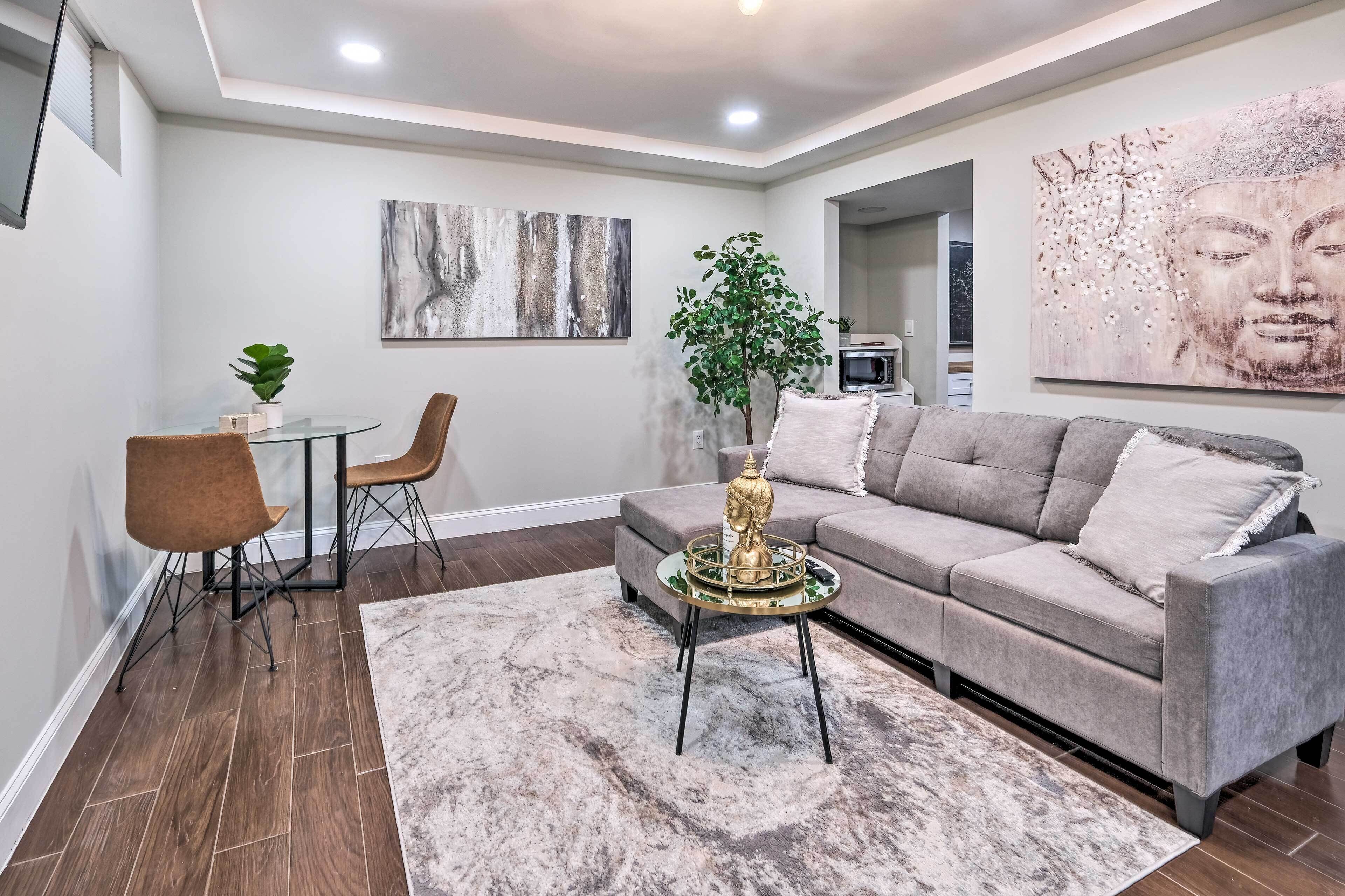 Cozy Laurel Apartment Between Baltimore & DC!