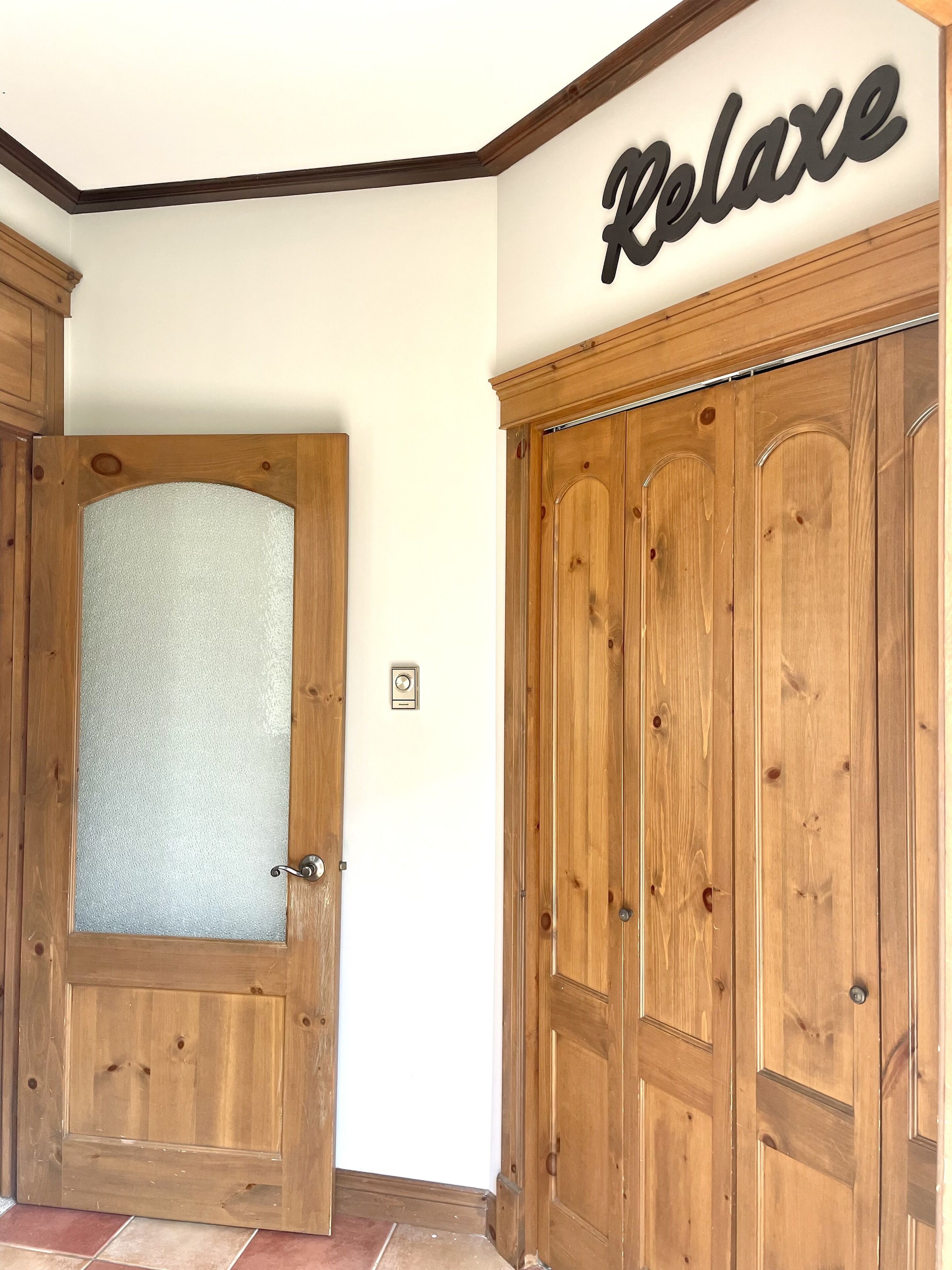 Only a 10 minute walk to Mont Tremblant! 2 bdrm condo - perfect getaway!