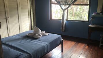Double Room, 1 Double Bed | Free WiFi, bed sheets