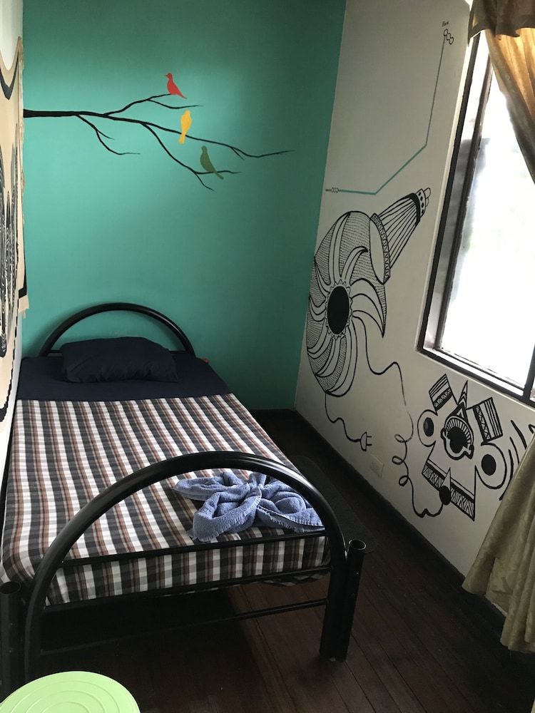 Hostel In The Wind by null