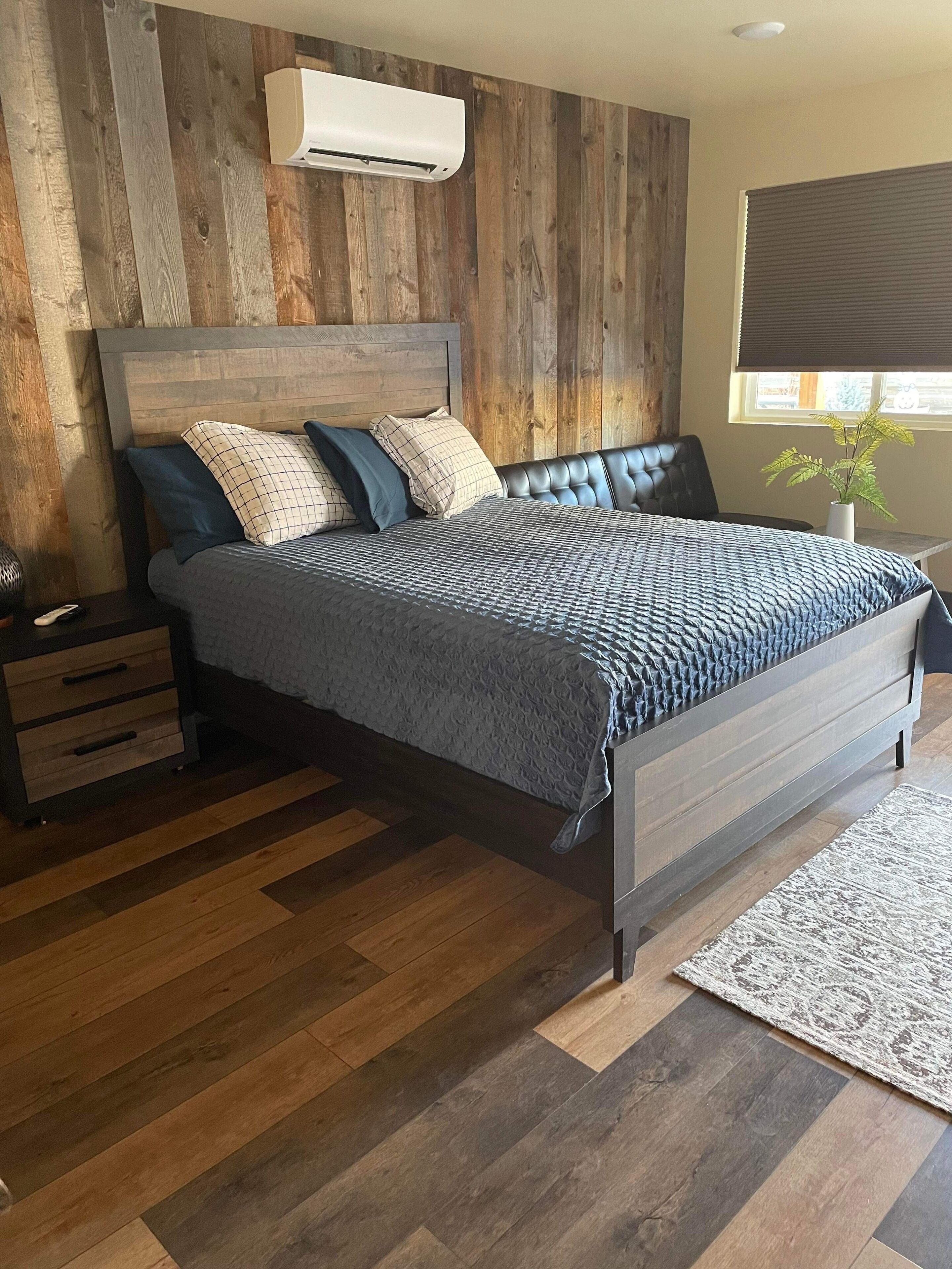 Rhodopa Lodge at Yellowstone