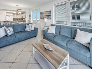 TV - Hidden Treasure -3BR Sleeps 8 (Navarre Beach)