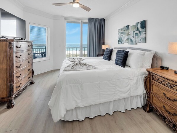 3 bedrooms, iron/ironing board, free WiFi, bed sheets - Hidden Treasure -3BR Sleeps 8 (Navarre Beach)