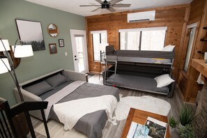 1 Schlafzimmer, Bügeleisen/Bügelbrett, kostenloses WLAN, Bettwäsche