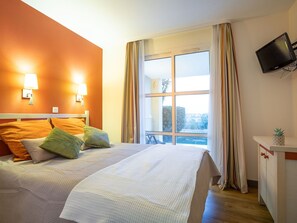 1 dormitorio, cuna de viaje, wifi y ropa de cama