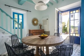 Dining - Ca'n Quinn (Deià)
