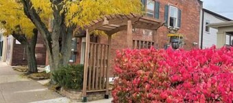 1129#1- Market view studio/steps Millwork district