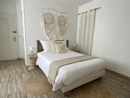 Literie de qualité supérieure, matelas Select Comfort. Nuit et Spa en Brenne