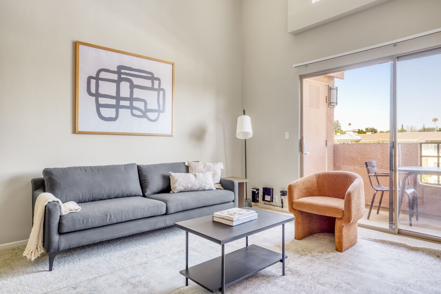 Beautiful Woodland Hills 1BR w/ Gym, W/D & Pool, near 101, by Blueground