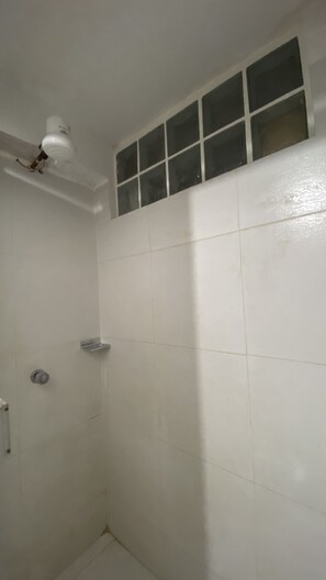 Dusche, Haartrockner