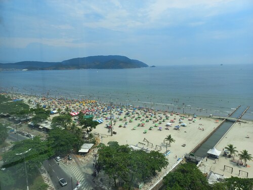 Spacious apartment with ocean view, Santos-SP