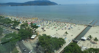 Spacious apartment with ocean view, Santos-SP
