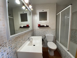 Bathtub