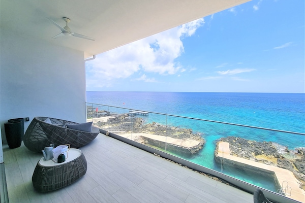 Luxury-Apartment, 1 Schlafzimmer, Meerblick | Terrasse/Patio