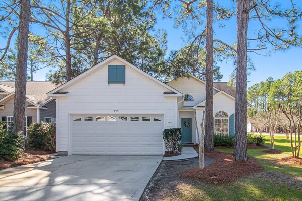 Luokittelematon kuva, 1 kautta 33, painike