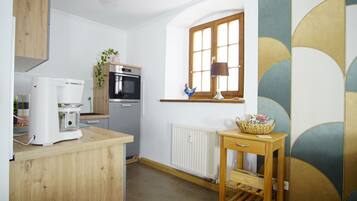 Geladeira, fogão, cooktop, lava-louças