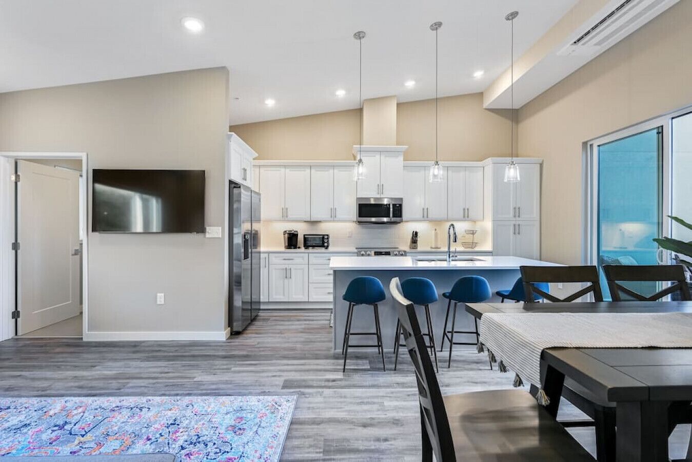 96 Southside Ave Townhome