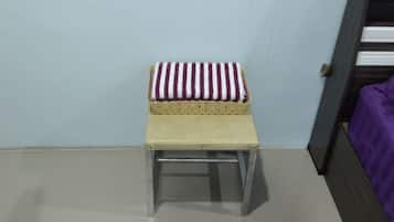 Standard Double Room | Desk, free WiFi, bed sheets