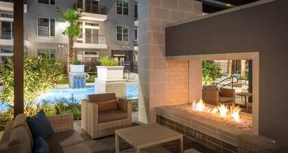 New! Master Suite w/ Skyline Views - Art Dist