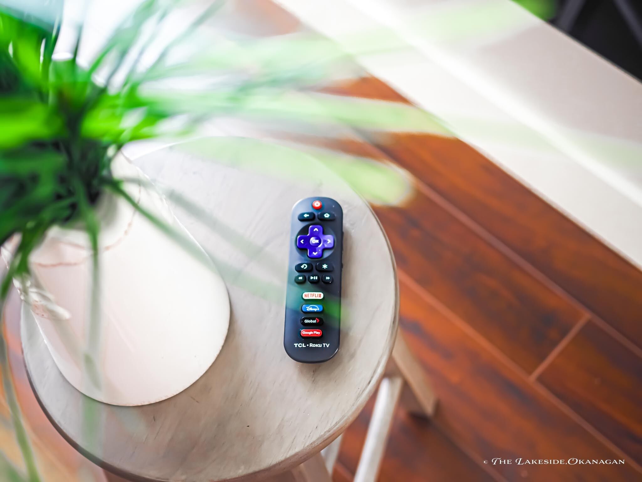 The Lakeside Heart of Wine Country - Minutes to Wineries and DT Kelowna