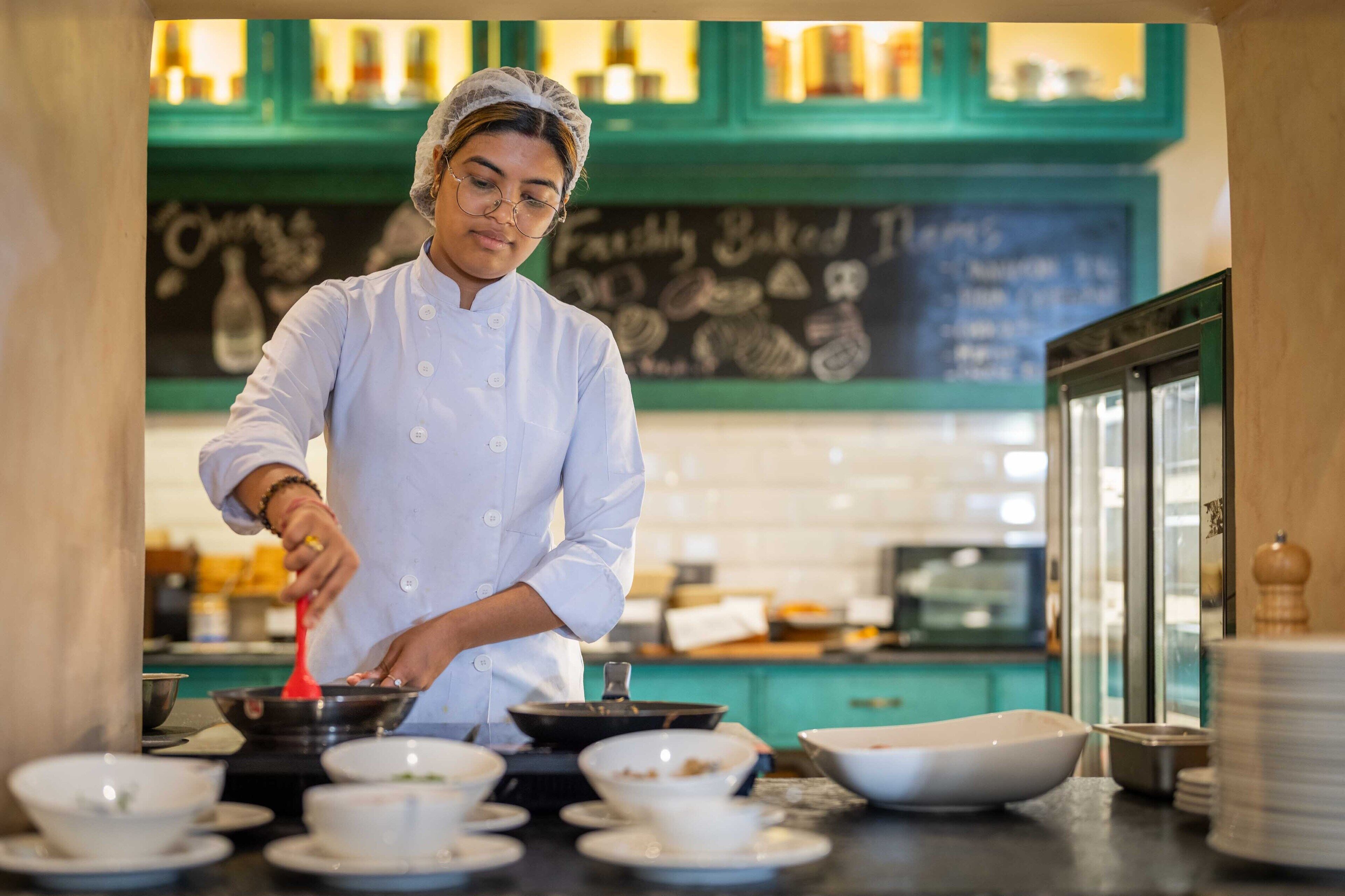 Breakfast, lunch, dinner served; garden views
