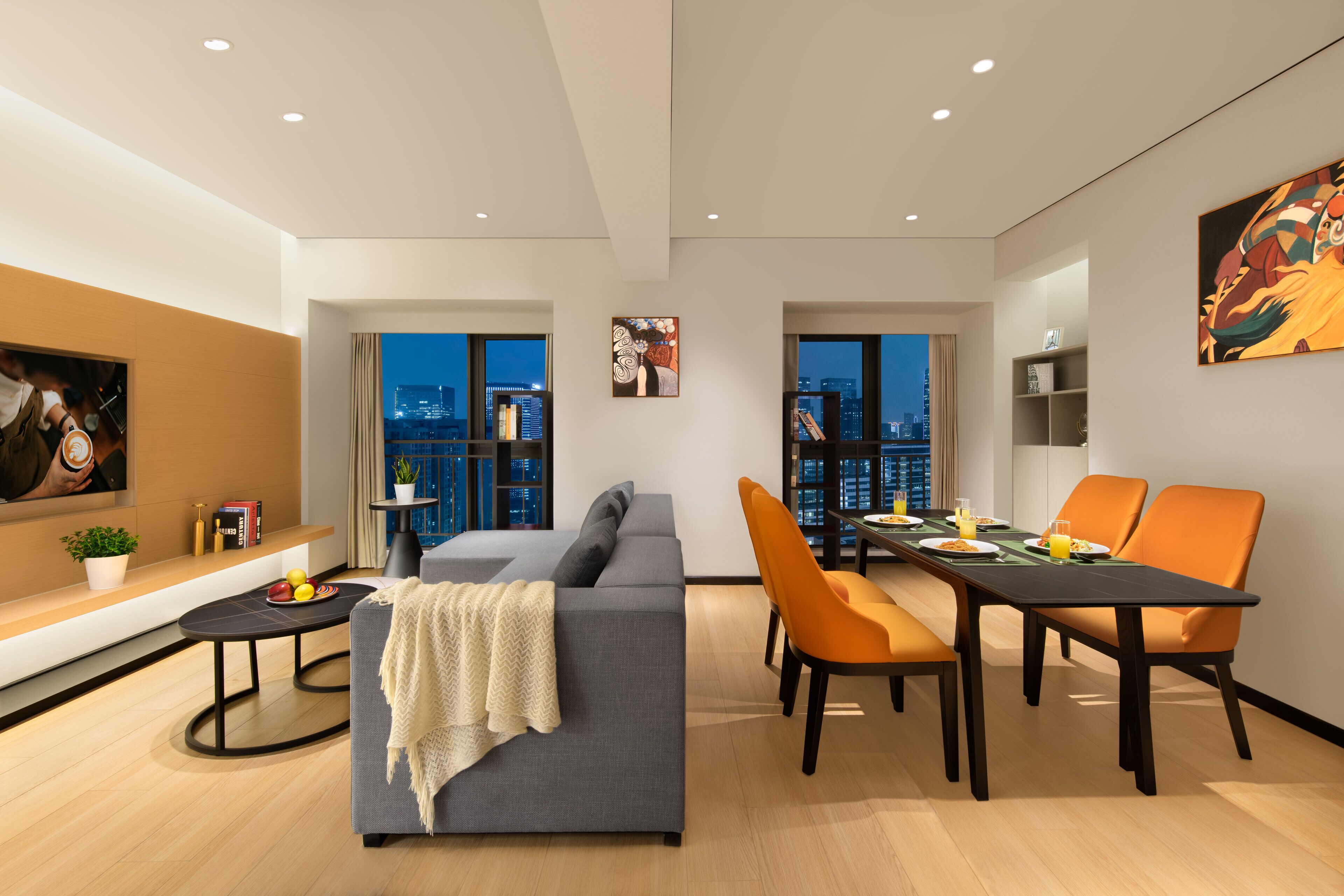 Premier-Apartment, 2 Schlafzimmer | Daunenbettdecken, Schreibtisch, laptopgeeigneter Arbeitsplatz