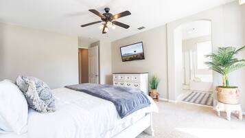 4 dormitorios, colchones viscoelásticos, tabla de planchar con plancha