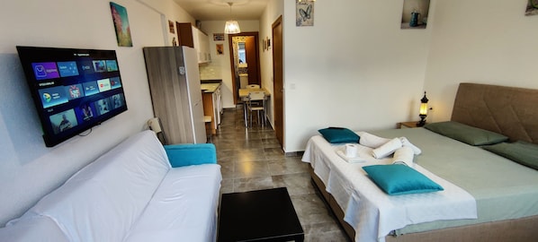 1 bedroom, iron/ironing board, free WiFi, bed sheets
