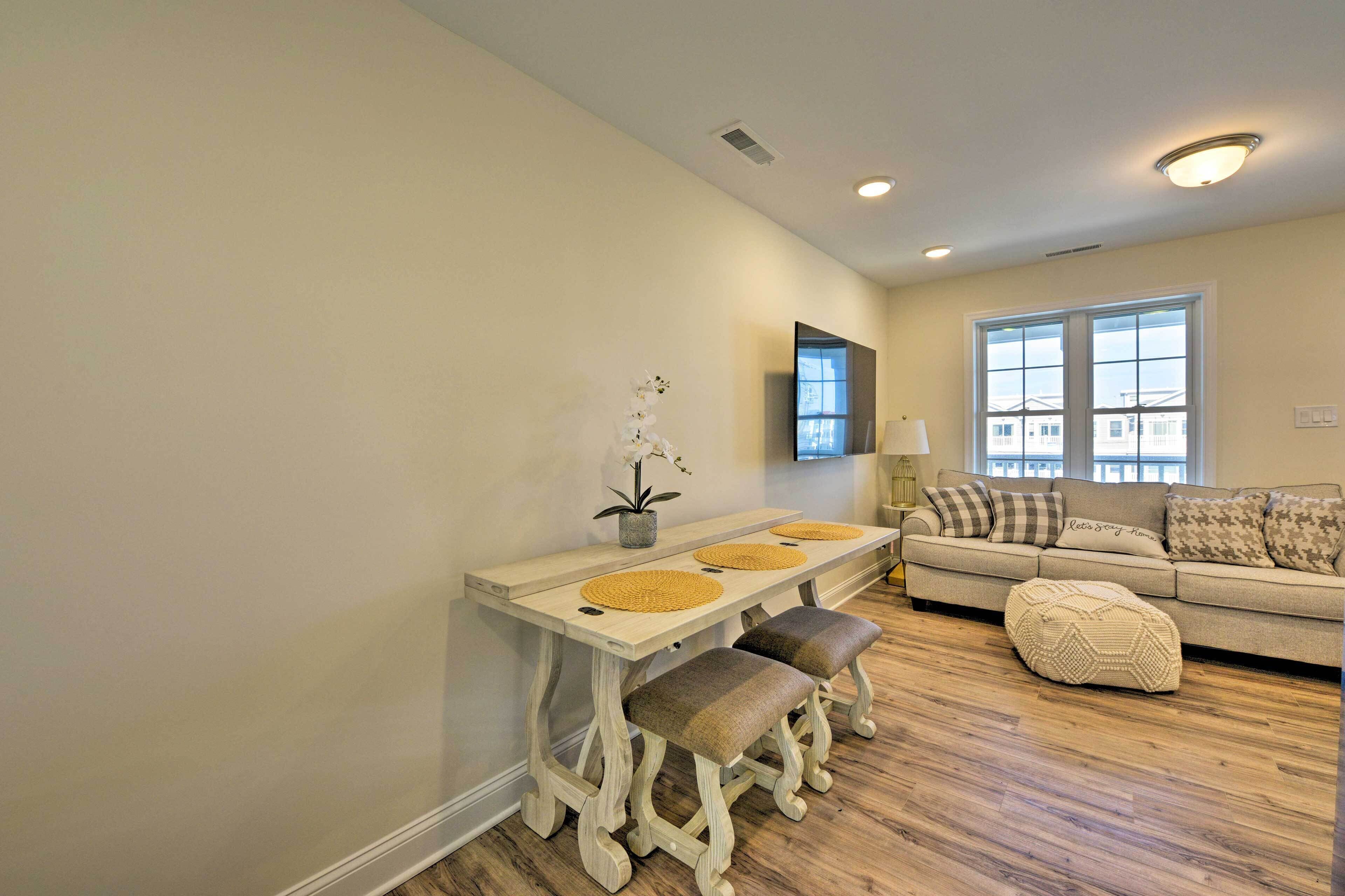 Welcoming Wildwood Condo ~ 1 Block To Beach! - North Wildwood, NJ