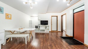 Basic Room, 1 Bedroom (dog2) | 1 bedroom, free WiFi - Chuncheon Dogandstay (Chuncheon)