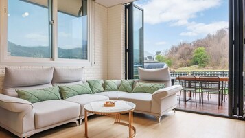 基础客房, 3 间卧室 (Dog Flirting(Private house)) | 1 多间卧室、免费 WiFi