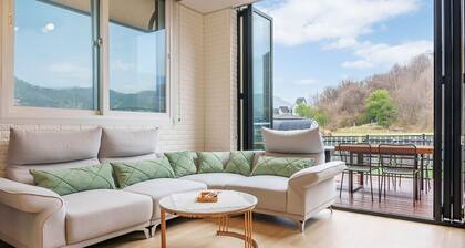 Chuncheon Dogandstay