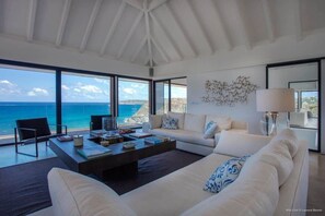 Télévision, chaîne hi-fi