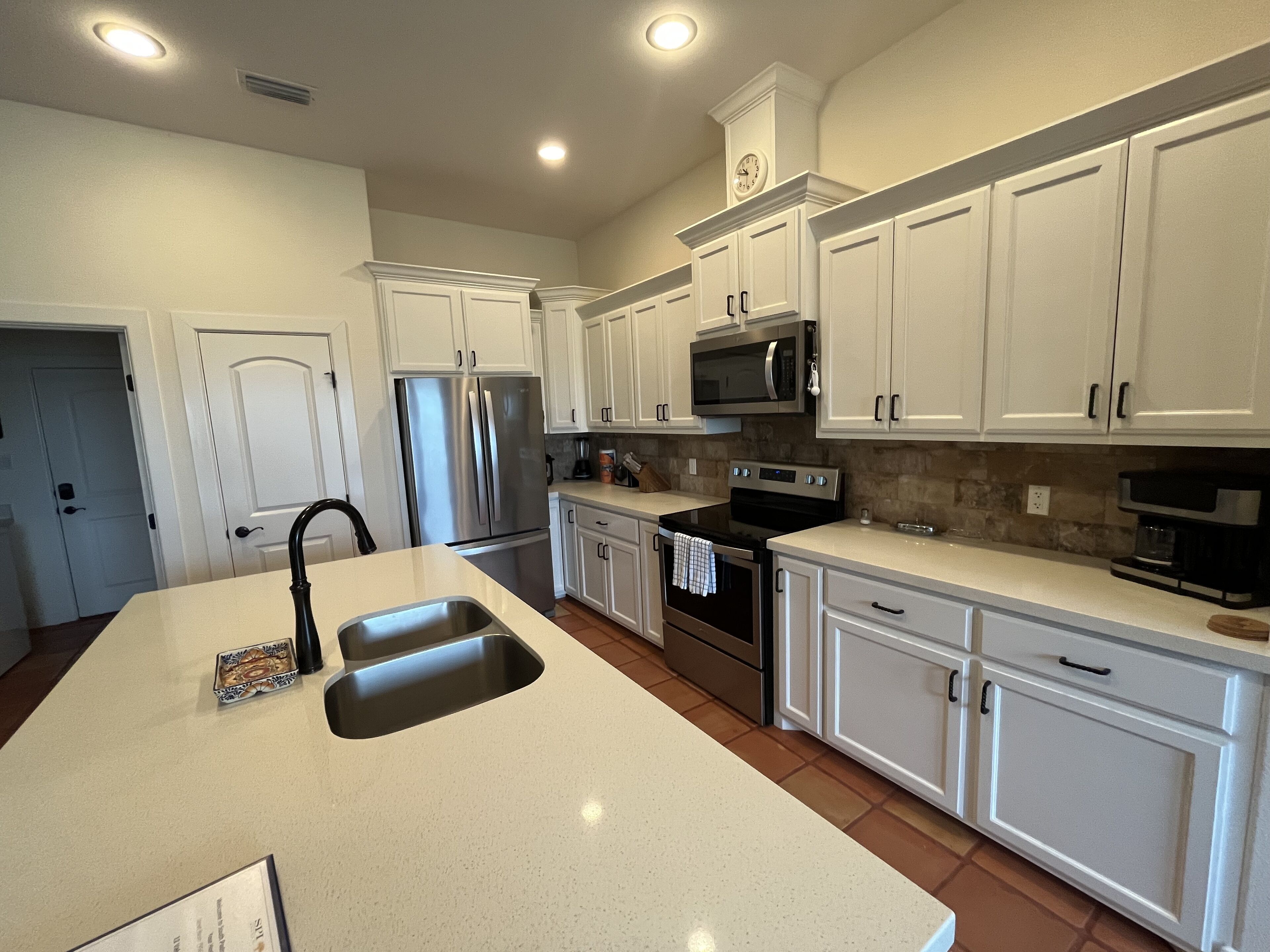 Paradise in the Sun- 11 Valdarama-Pet Friendly