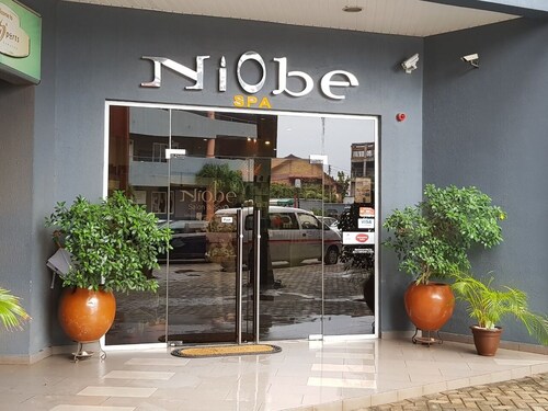 Lovely & Huge 2 Bed Apartment in Heart of the city