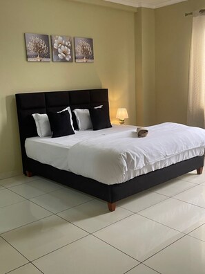 2 Schlafzimmer, Bügeleisen/Bügelbrett, kostenloses WLAN, Bettwäsche