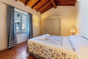 3 habitaciones, tabla de planchar con plancha y wifi gratis 