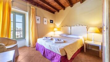 2 makuuhuonetta, silitysrauta/-lauta, ilmainen Wi-Fi, vuodevaatteet