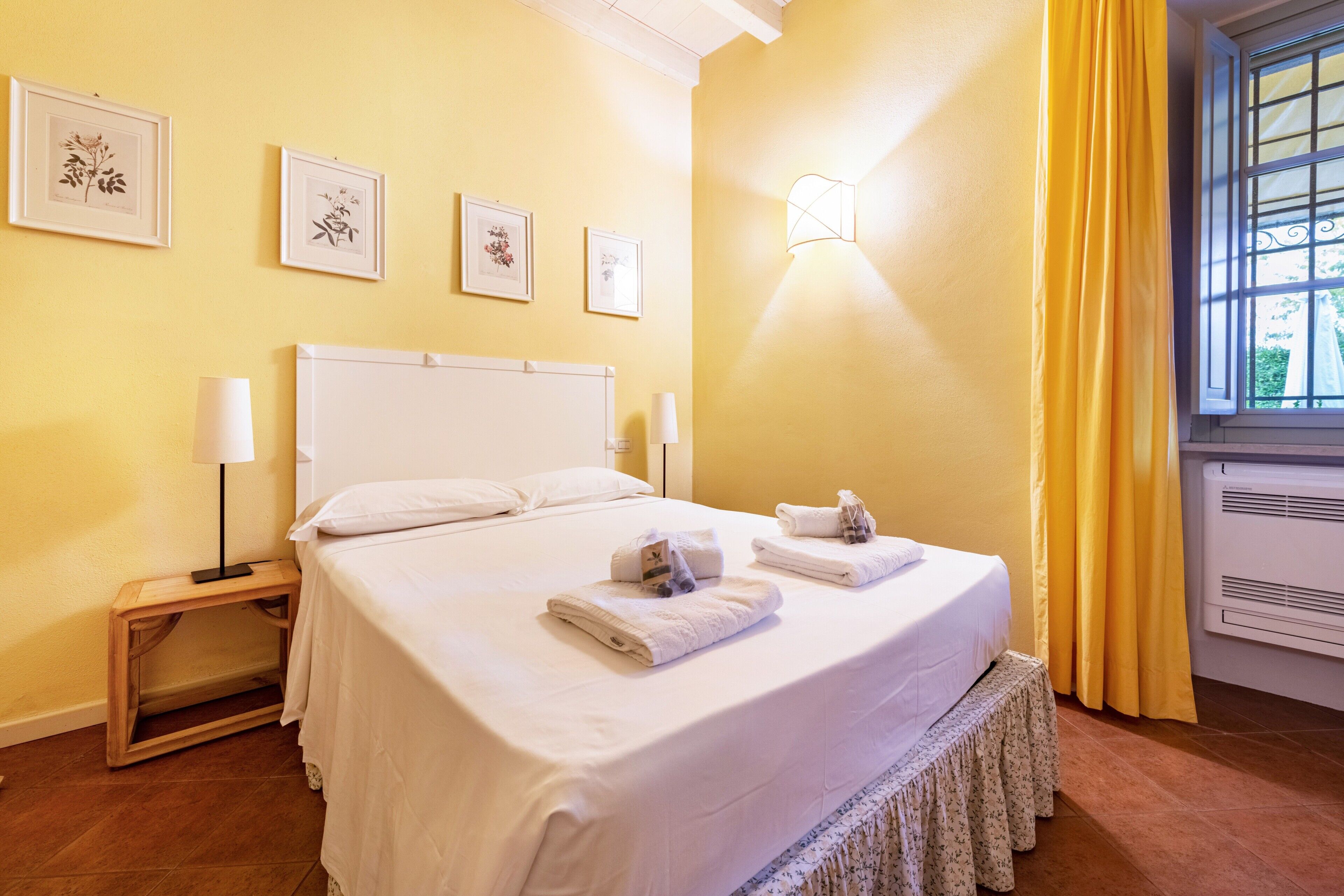 2 habitaciones, tabla de planchar con plancha y wifi gratis 