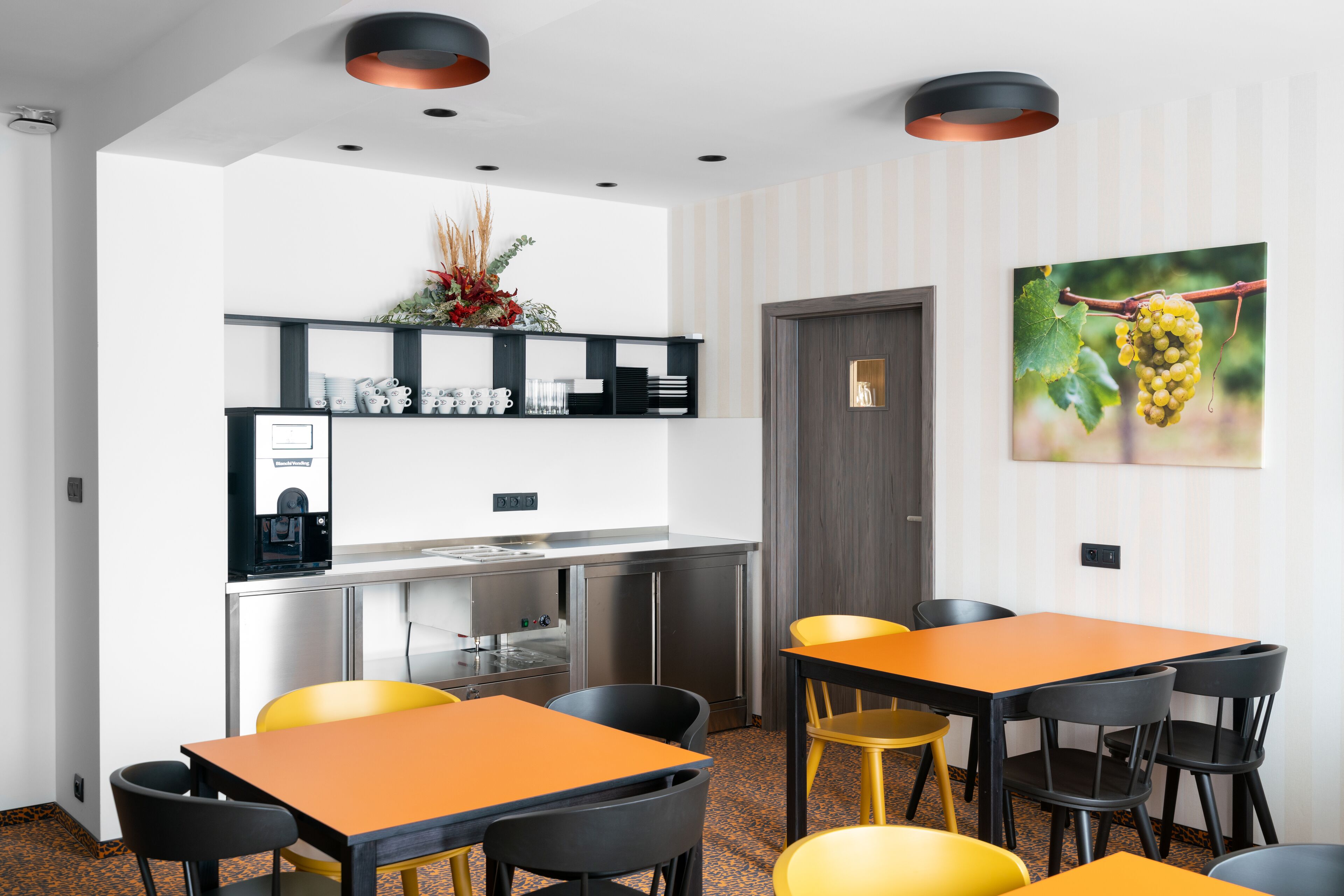 Free daily full breakfast