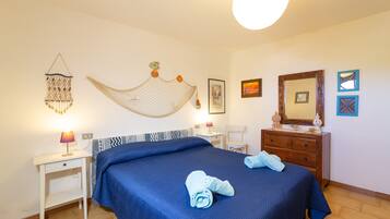 2 chambres, fer et planche Ă repasser, Wi-Fi gratuit, draps fournis