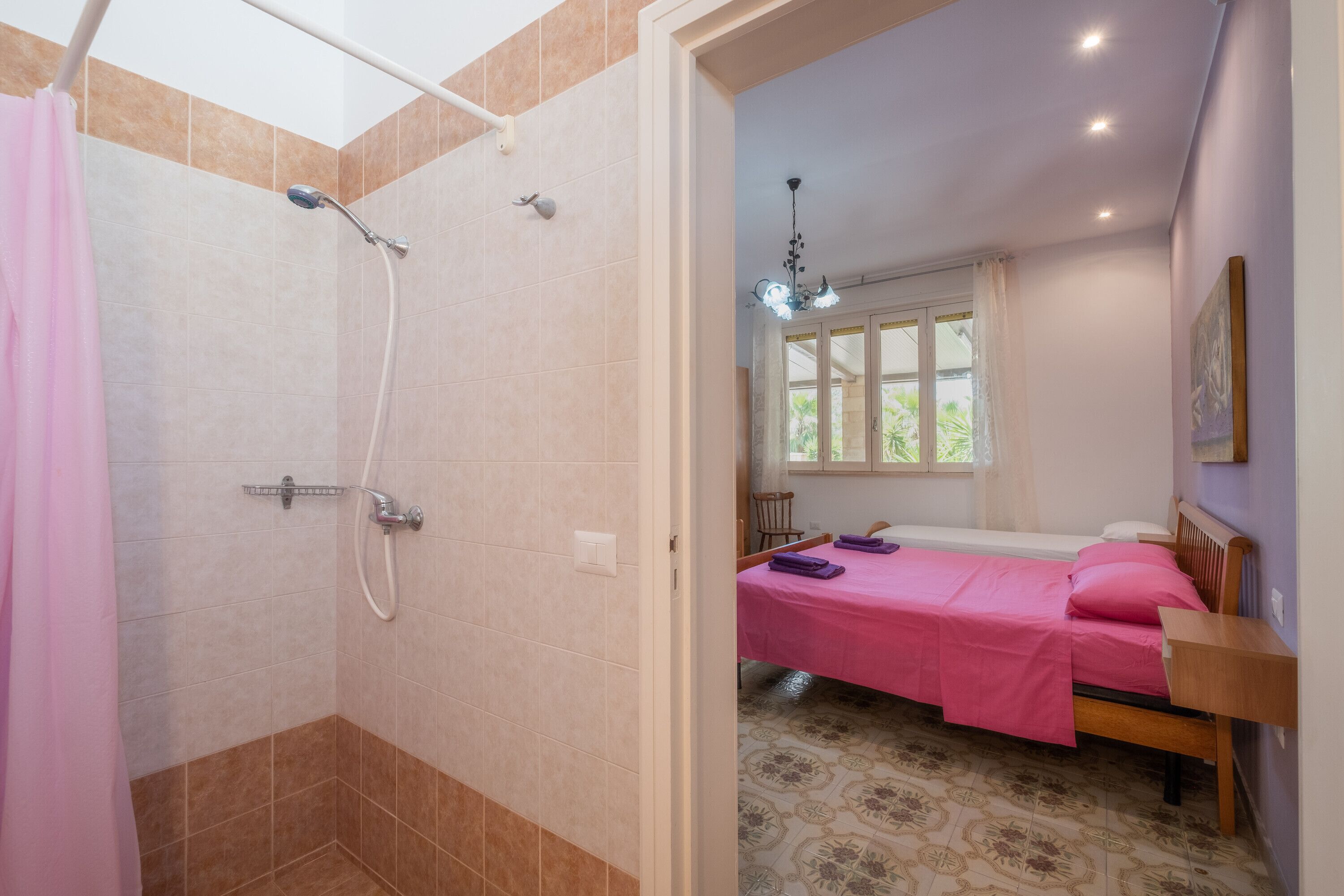 3 bedrooms, iron/ironing board, WiFi, wheelchair access