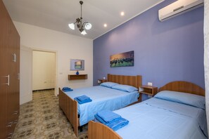 3 bedrooms, iron/ironing board, WiFi, wheelchair access - Villa "Casa Vacanze Consiglia" close to the Beach with Garden (Ugento Torre San Giovanni)