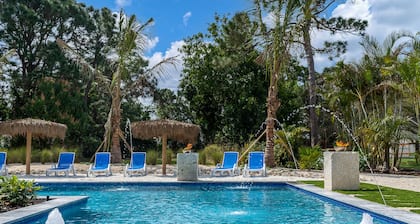 2.3 acre Luxury Estate 9 minutes from Beach!!!