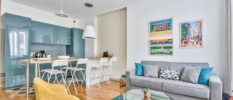 Televisor, Netflix, serveis de streaming i oficines