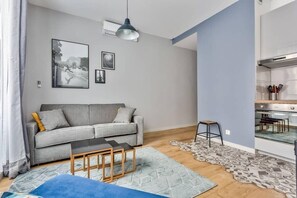 TV, Netflix, strømmetjenester og kontorer