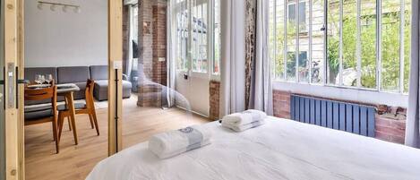 2 bedrooms, iron/ironing board, travel crib, WiFi