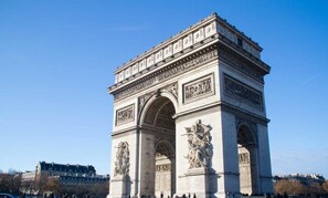 Point of interest - Designed Studio with A/C-Terrasse Vue Tour Eiffel (Paris)